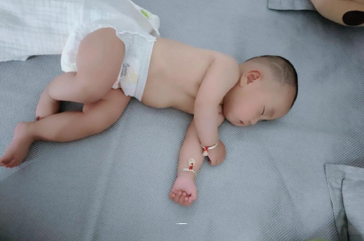 云梦没满月的宝宝